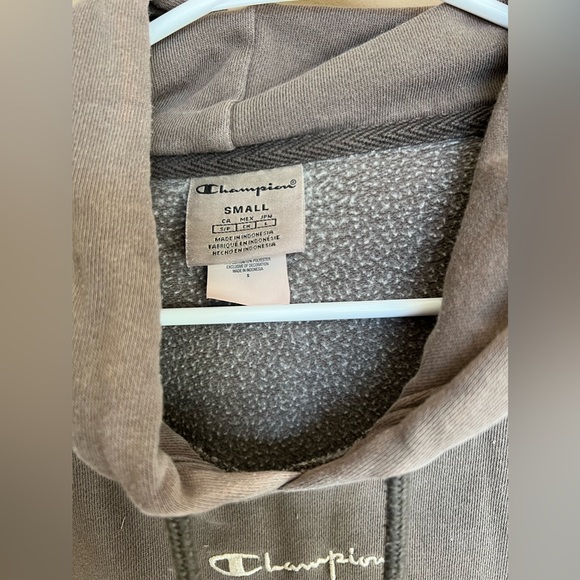 sweatshirt - Picture 4 of 4